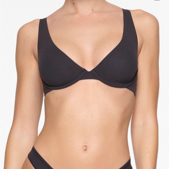 SKIMS NWT Fits Everybody High Apex Plunge Bra 34DD Onyx (SK0025) - Picture 1 of 4